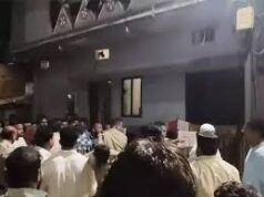 दो गुटों को शांत कराने पहुंची पुलिस टीम पर पथराव, बच्चों के बीच उपजा था विवाद ले लिया हिंसक रूप