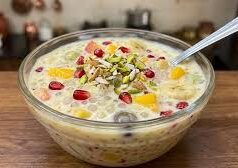 भूल जाएंगे मिठाइयां, जब नवरात्र व्रत में चखेंगे ये टेस्टी साबूदाना फ्रूट कस्टर्ड; सिंपल है रेसिपी