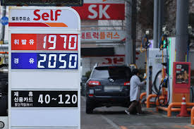 कोरिया में रसोई गैस और पेट्रोल-डीजल खत्म होने की उड़ी अफवाह