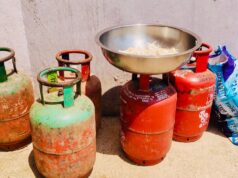 जिला प्रशासन की बड़ी कार्रवाई:15 होटल, रेस्टोरेंट और ढाबों का निरीक्षण, 28 घरेलू गैस सिलेंडर जब्त