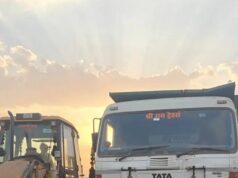 अवैध रेत परिवहन करते हाईवे जब्त