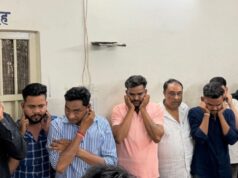 बिलासपुर में जुआ कांड, दफ्तर बना जुआ अड्डा; लाखों कैश और लग्जरी कारें जब्त