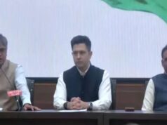 AAP में दरार गहरी: राघव चड्ढा बाहर, बहुमत सांसदों के साथ होने का दावा