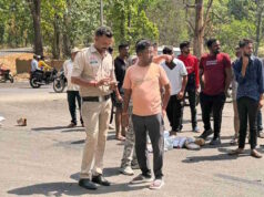 बलरामपुर में भयावह सड़क हादसा: तेज रफ्तार ट्रक की चपेट में आया डिलीवरी बॉय, मौके पर मौत