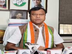 कांग्रेस में बदलाव की चर्चा के बीच PCC चीफ का बड़ा बयान, दीपक बैज बोले – टीएस बाबा दिल्ली जाएं, यहां युवाओं को दें मौका