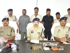 12 लाख की ज्वेलरी लूट का बड़ा खुलासा! अंतरराज्यीय डकैत गिरोह के 4 कुख्यात बदमाश गिरफ्तार, 26 लाख का माल बरामद