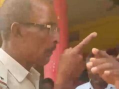 निर्माण कार्य में भ्रष्टाचार पर हुई बहस, फिर डिप्टी रेंजर ने दी ग्रामीणों को उठवा लेने की धमकी