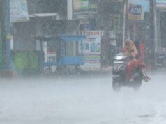 बारिश से बेहाल छत्तीसगढ़! रायपुर समेत कई शहरों में जलभराव, IMD का बड़ा अलर्ट