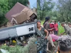 अमरनाथ यात्रियों से भरी बस मकान पर गिरी, 39 तीर्थयात्री थे सवार, पुलिस, ITBP, CRPF और सेना ने चलाया बचाव अभियान