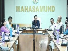 महासमुंद में समीक्षा बैठक, स्वतंत्रता दिवस से लेकर किसानों की खाद तक हर मुद्दे पर कलेक्टर के सख्त निर्देश