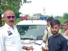 बेमेतरा पुलिस का एक्शन मोड: 8 वाहन चालकों पर कार्रवाई, ₹2,400 समन शुल्क; सार्वजनिक धूम्रपान पर 185 केस