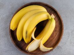 सुबह खाली पेट केला खाना सही या गलत? जानिए एक्सपर्ट के मुताबिक Banana खाने का सही समय