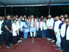 MBBS इंटर्न डॉक्टरों की बल्ले-बल्ले! ₹15,900 से बढ़कर ₹25,000 होगा स्टाइपेंड, सरकार के आश्वासन पर हड़ताल स्थगित