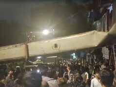 मुंबई के कुर्ला में बड़ा हादसा! रेलवे ओवरहेड लाइन पर गिरी विशाल क्रेन, कई झोपड़ियां चपेट में; 6 घायल