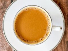 चाय की चुस्की के शौकीन सावधान! इन लोगों के लिए नुकसानदायक हो सकती है चाय, जानें सही तरीका