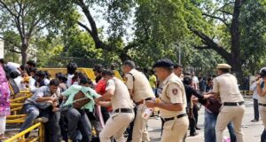 SIR और CEC के इस्तीफे की मांग पर बवाल, दिल्ली में CJP समर्थकों की धरपकड़ तेज