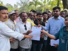 कारखाने के सर्वे को लेकर ग्रामीणों में आक्रोश, बोले- किसी भी सूरत में उद्योग नहीं लगने देंगे