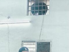 रायपुर में बोरी के अंदर छिपाकर रखी थी शराब, टिकरापारा पुलिस ने 32 पौवा के साथ युवक को पकड़ा