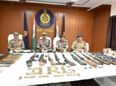 नक्सलियों की बड़ी साजिश नाकाम! बारसूर के जंगल से AK-47, इंसास, BGL लांचर और बमों का जखीरा मिला