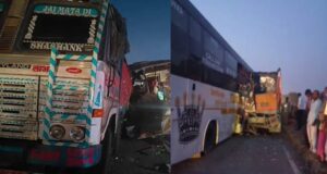 हाईवे पर खड़े ट्रक से टकराई यात्रियों से भरी बस, आगे का हिस्सा चकनाचूर; 3 की मौत