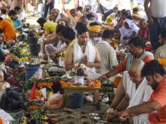 पितृ पक्ष में श्राद्ध के बाद क्यों करनी चाहिए पितरों की आरती? जानें विधि, मंत्र और खास मान्यता