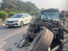 छत्तीसगढ़ में दर्दनाक सड़क हादसा: शादी से लौट रहे थे 5 लोग, ट्रक से टकराई कार; दो की मौत