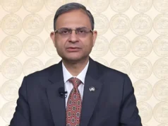 3 साल बाद RBI का बड़ा फैसला, बढ़ा रेपो रेट… जानिए आपकी EMI पर कितना पड़ेगा असर